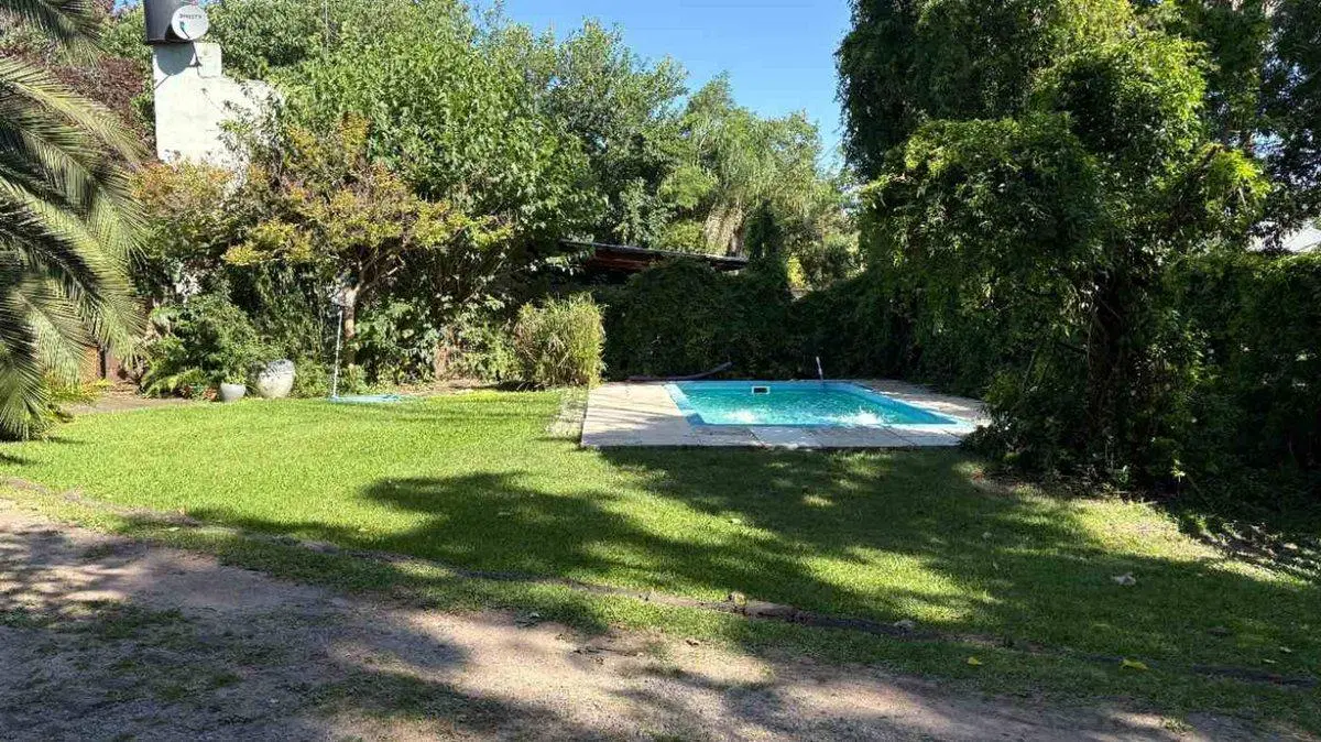 Se vende excelente casa estilo finca Paso del Rey 5