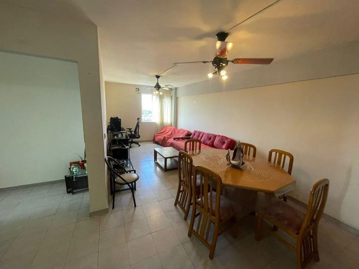 VENTA 4 ambientes Excelente La Paternal 2