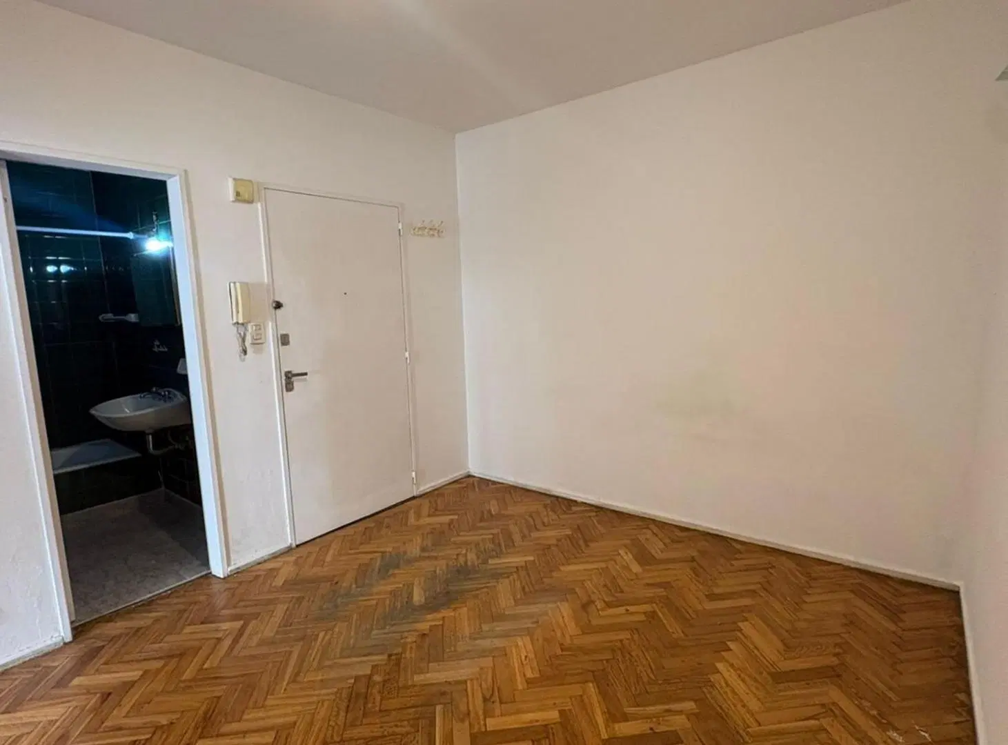 VENTA Monoambiente divisible Recoleta/balcon 5