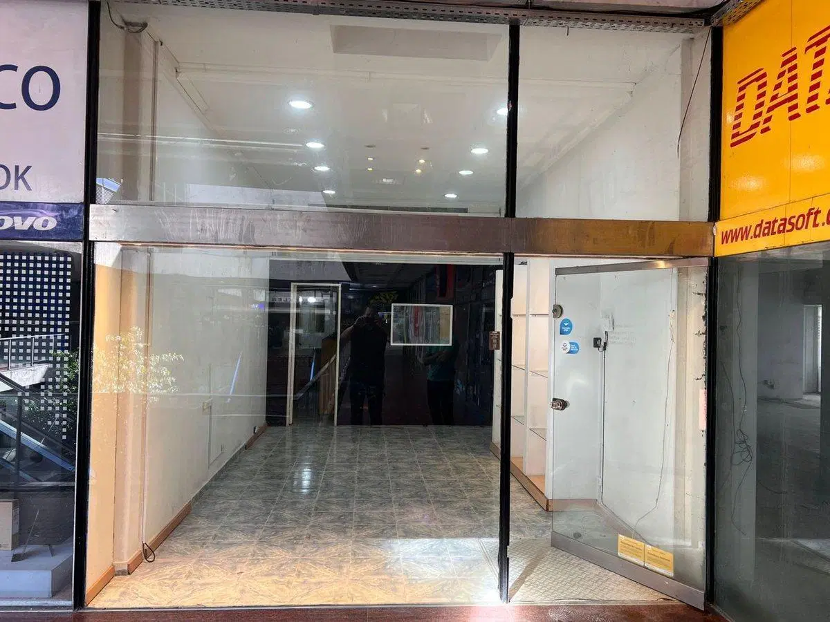 GALERIA JARDIN - LOCAL 35MT PISO 1 MICROCENTRO 2
