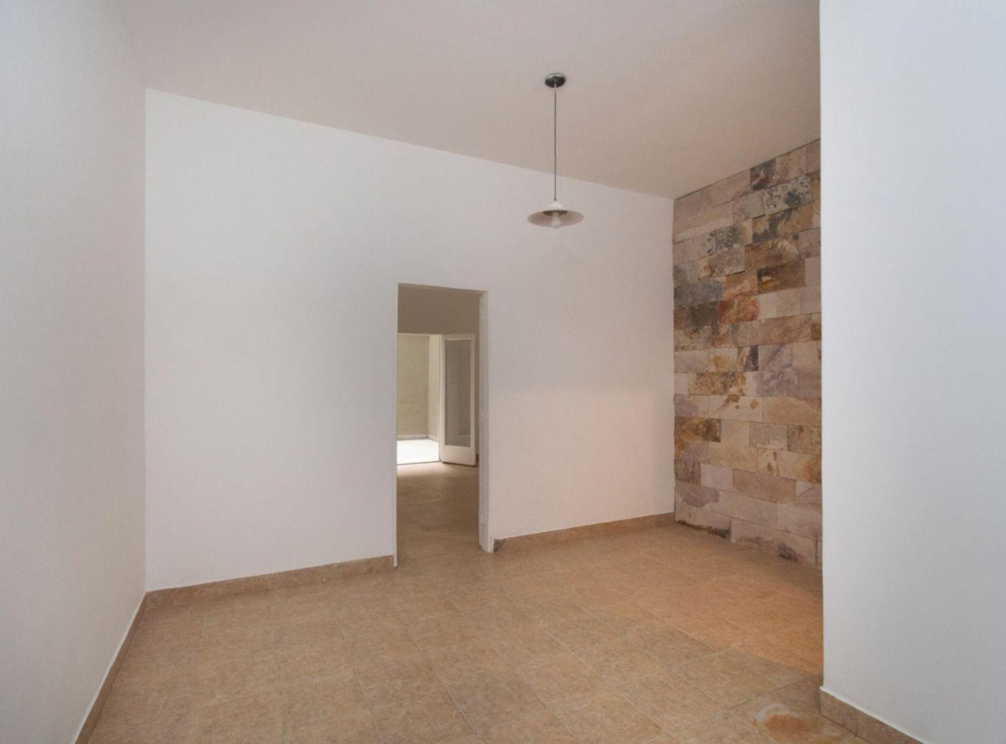 Foto de VENTA 2 AMB. C/PATIO EN PALERMO-REFACC.-EXC.UBICAC, imagen 2