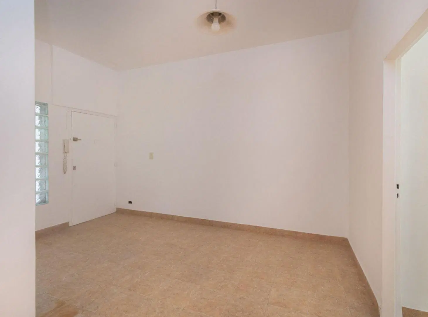 VENTA 2 AMB. C/PATIO EN PALERMO-REFACC.-EXC.UBICAC 5