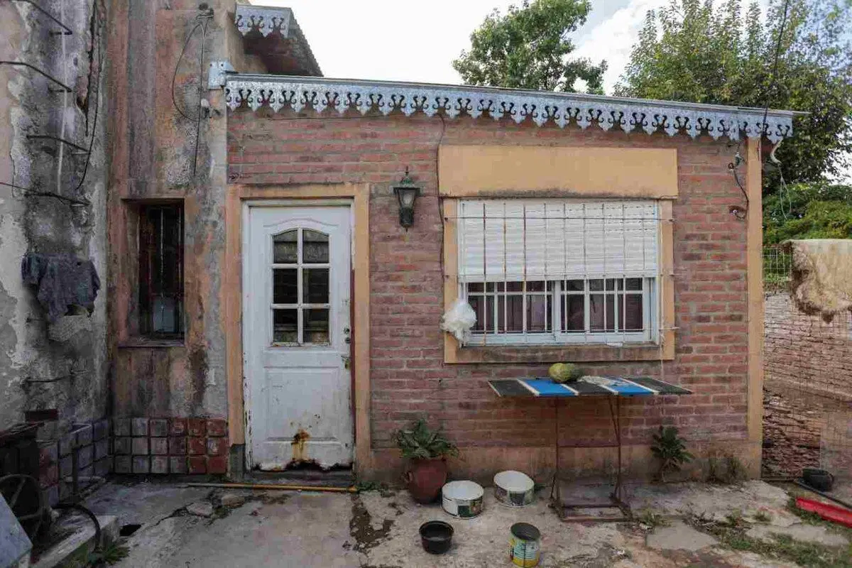 VENTA EXCELENTE LOTE TERRENO CON MEJORAS ITUZAINGÓ 5