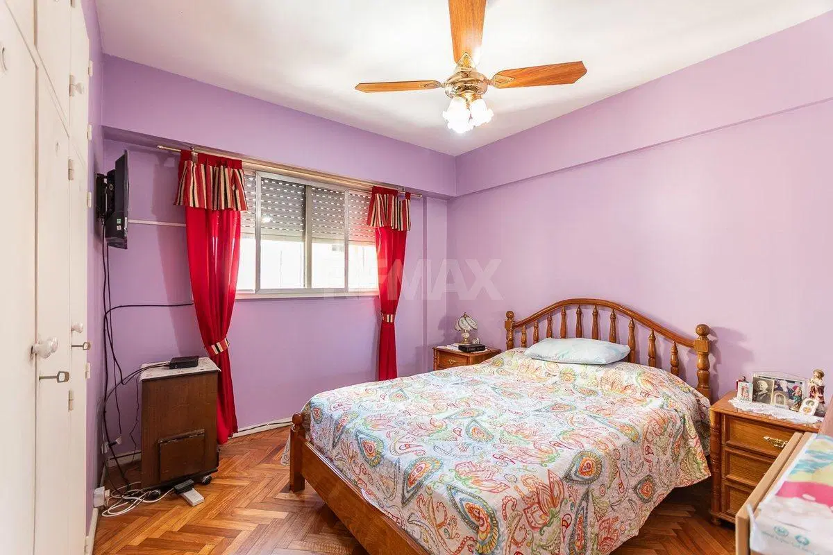 Venta Dpto. 5° Piso. Floresta, 3 Amb. Fte. Balcón 2