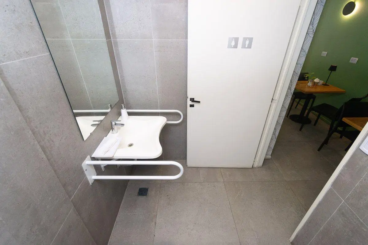 VENTA-LOCAL-COMERCIAL-ALMAGRO-ZONA-HOSP. ITALIANO 5