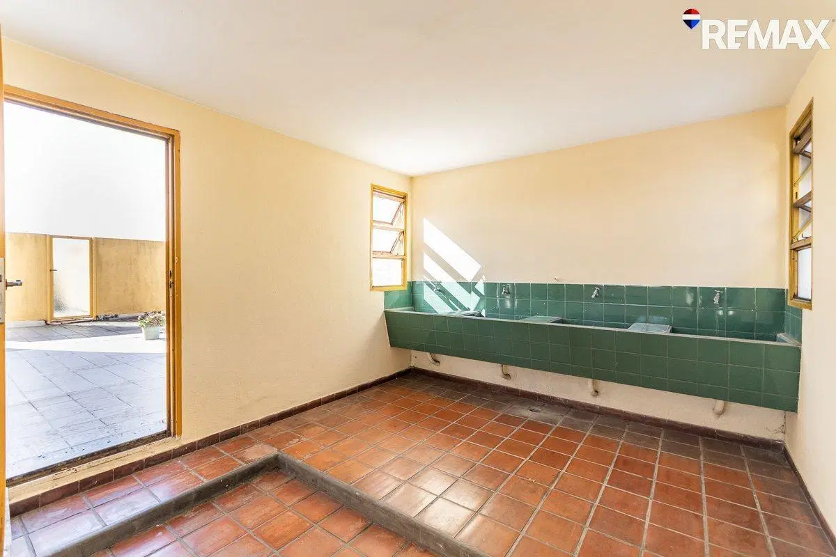VENTA DEPARTAMENTO 4 AMB COCHERA BAULERA Y TERRAZA 5