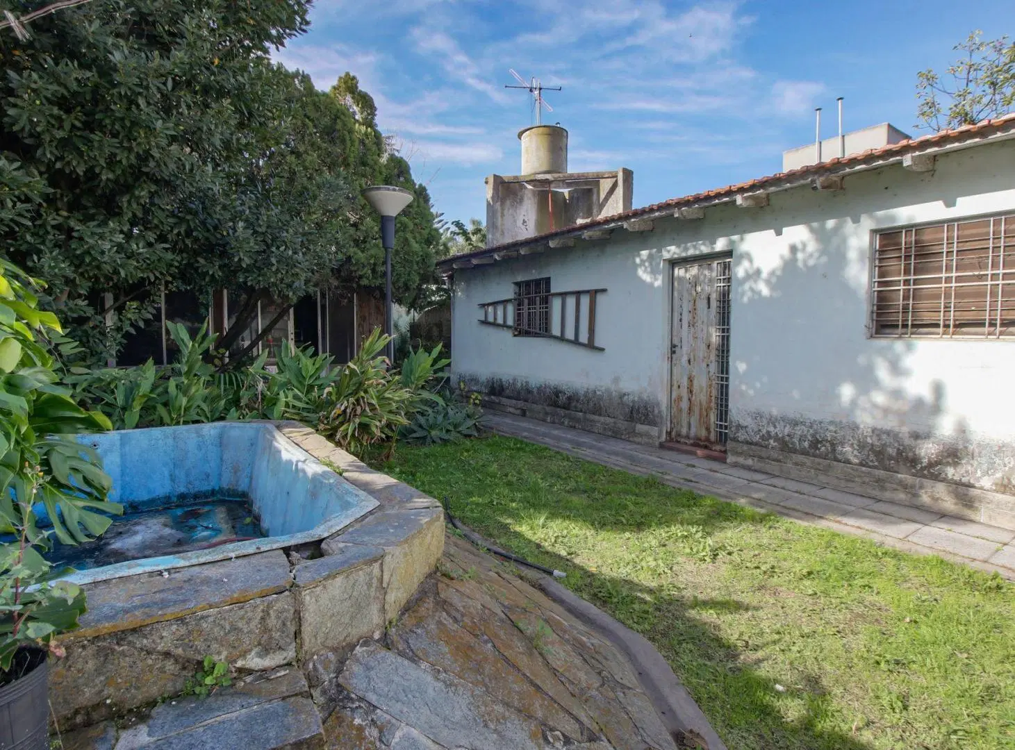 VENTA LOTE 10X45 ZONA ADROGUE 4