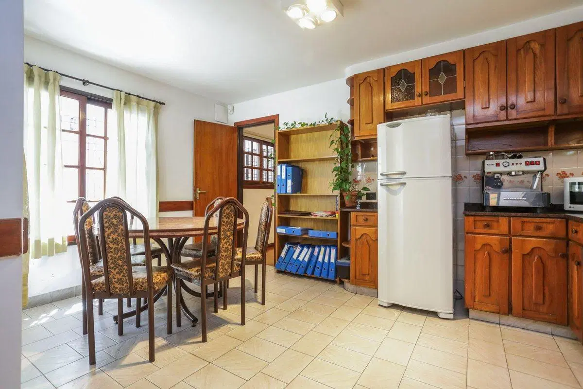 VENTA - CASA TIPO CHALET 5 amb Patio y Cochera 8