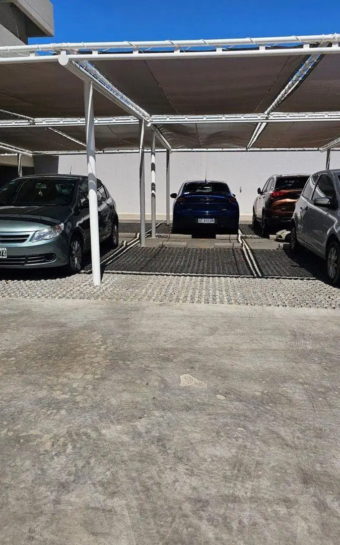 VENTA COCHERA SANTOS LUGARES 2