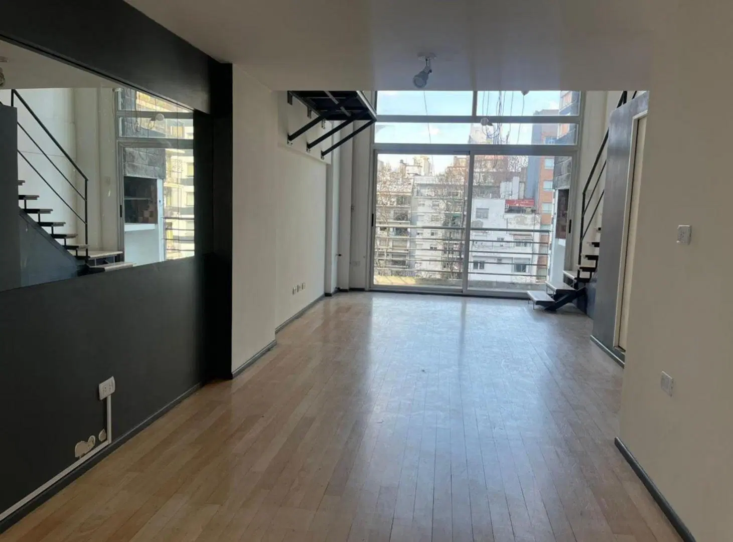 Dpto. 2 amb. Tipo Loft con balcón Palermo Soho 3
