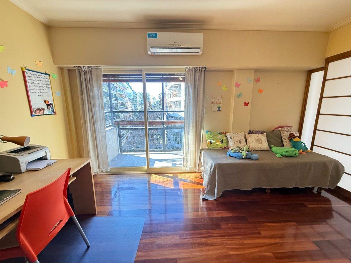 Foto de DEPTO DUPLEX 6 AMB C/ BALCONES, 3 COCHERAS-BAULERA, imagen 4