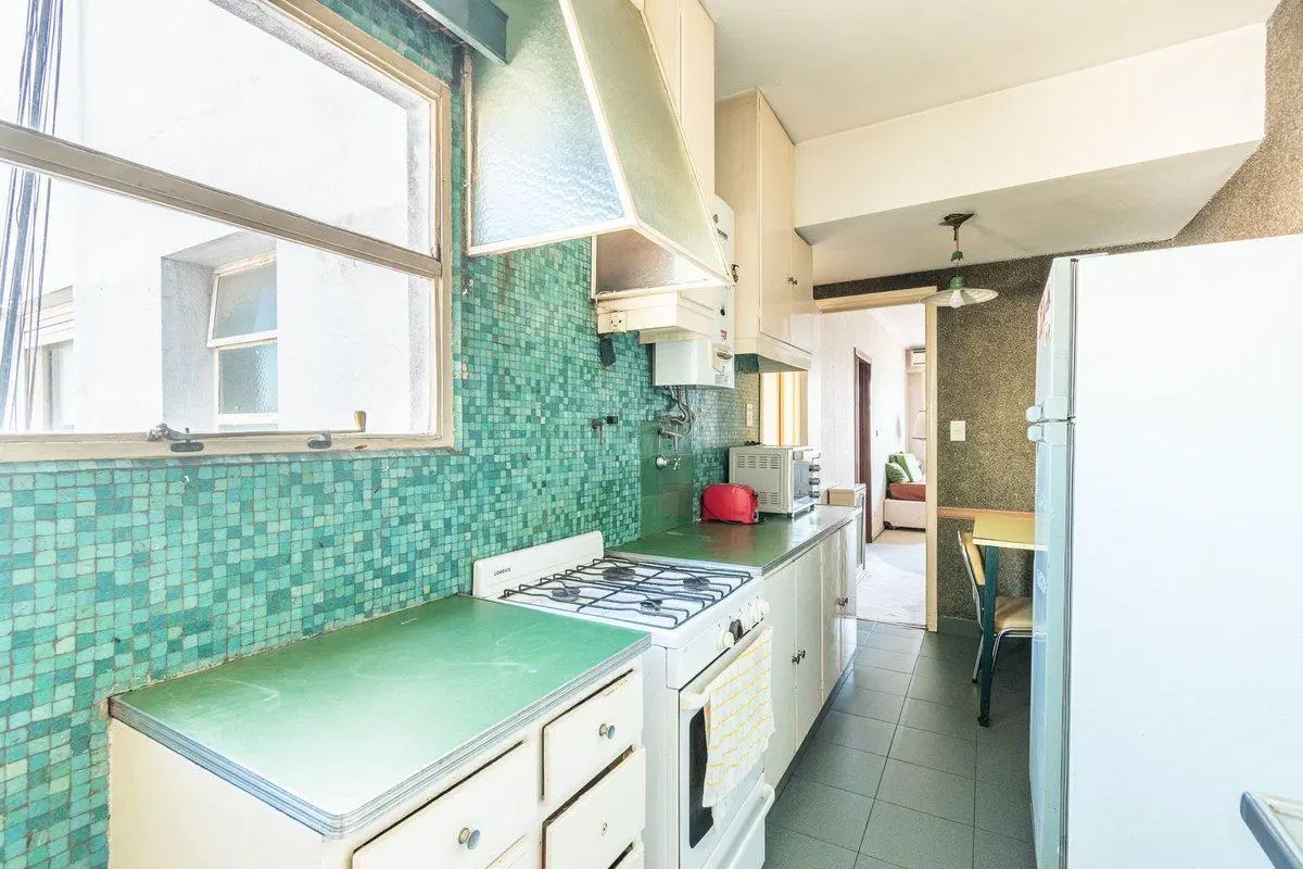 OPORTUNIDAD VENTA DEPTO 4 AMB C/DEP PISO ALTO 90m2 4