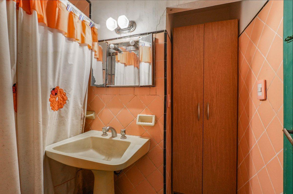 Foto de VENTA - CASA MULTIFAMILIAR CON JARDIN - PADUA, imagen 5
