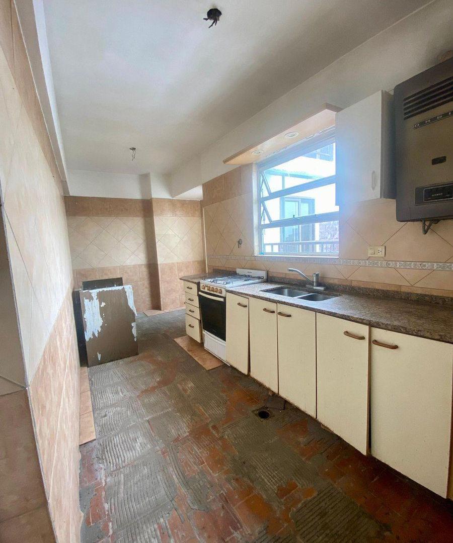 Foto de VENTA DE PISO 4 AMBIENTES - COLEGIALES, imagen 4