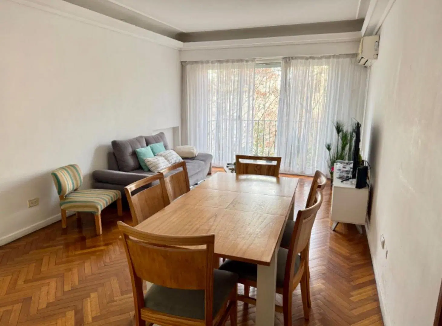 ALQUILER-SEMIPISO DE 4/5 AMB.-C/BALCÓN-EN PALERMO 3