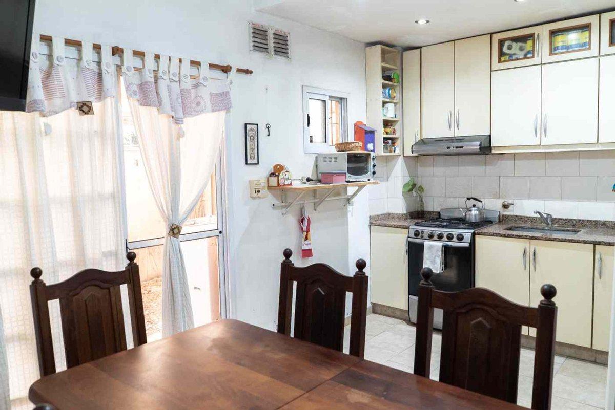 Foto de VENTA PH TRIPLEX 3 AMB+ PLAYROOM MARTIN CORONADO, imagen 4