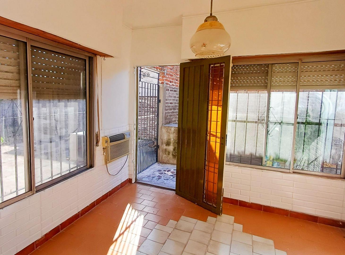 Foto de VENTA PH s/Expensas - 3 AMB c/Cochera-APTO CREDITO, imagen 5