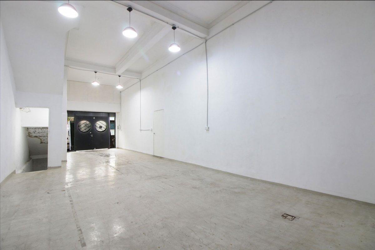 Foto de VENTA LOCAL Planta Baja y Sótano en CONSTITUCION, imagen 2