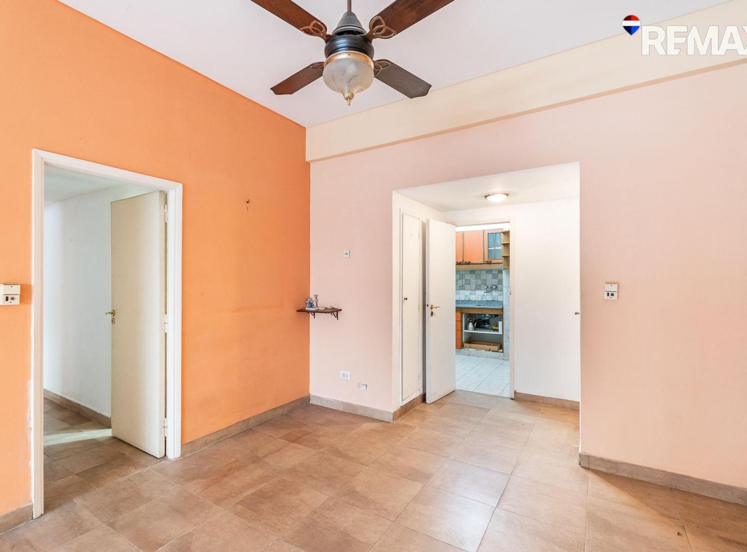 Foto de VENTA DPTO. 4/5 AMB-C/DEPEND. Y PATIO EN FLORES, imagen 3