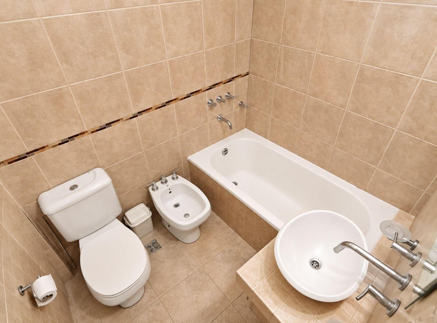 Foto de PALERMO – 2 AMBIENTES CON PATIO, RECICLADO A NUEVO, imagen 1