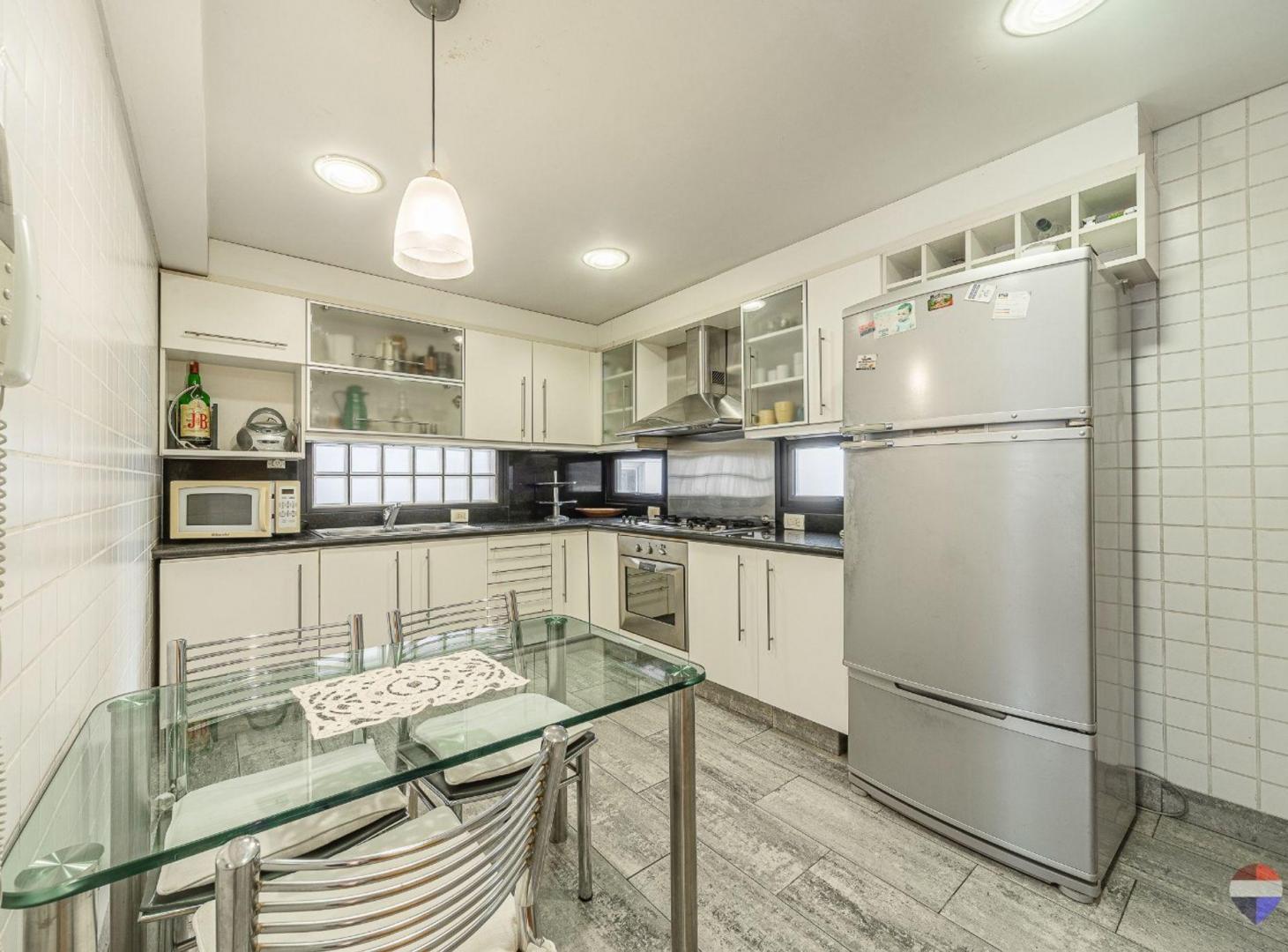 Foto de PISO 4 AMB C/DEP VENTA BELGRANO BALCON COCHERA BAU, imagen 2