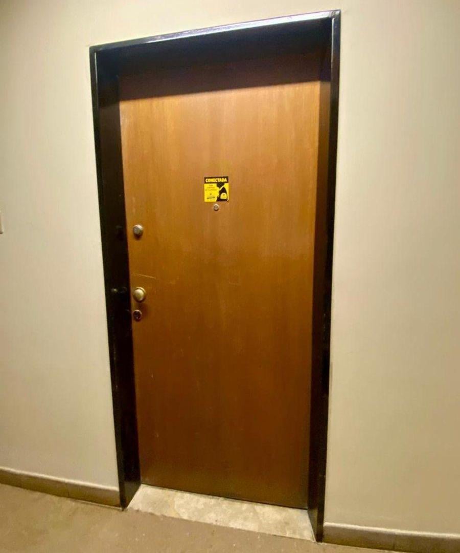 Foto de VENTA DE MONOAMBIENTE SUPER GRANDE MICROCENTRO, imagen 2