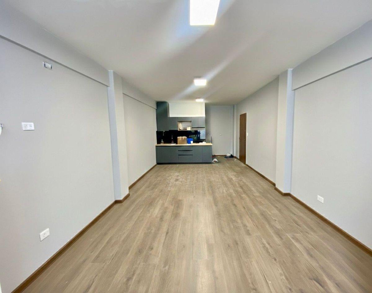 Foto de VENTA DE MONOAMBIENTE SUPER GRANDE MICROCENTRO, imagen 3