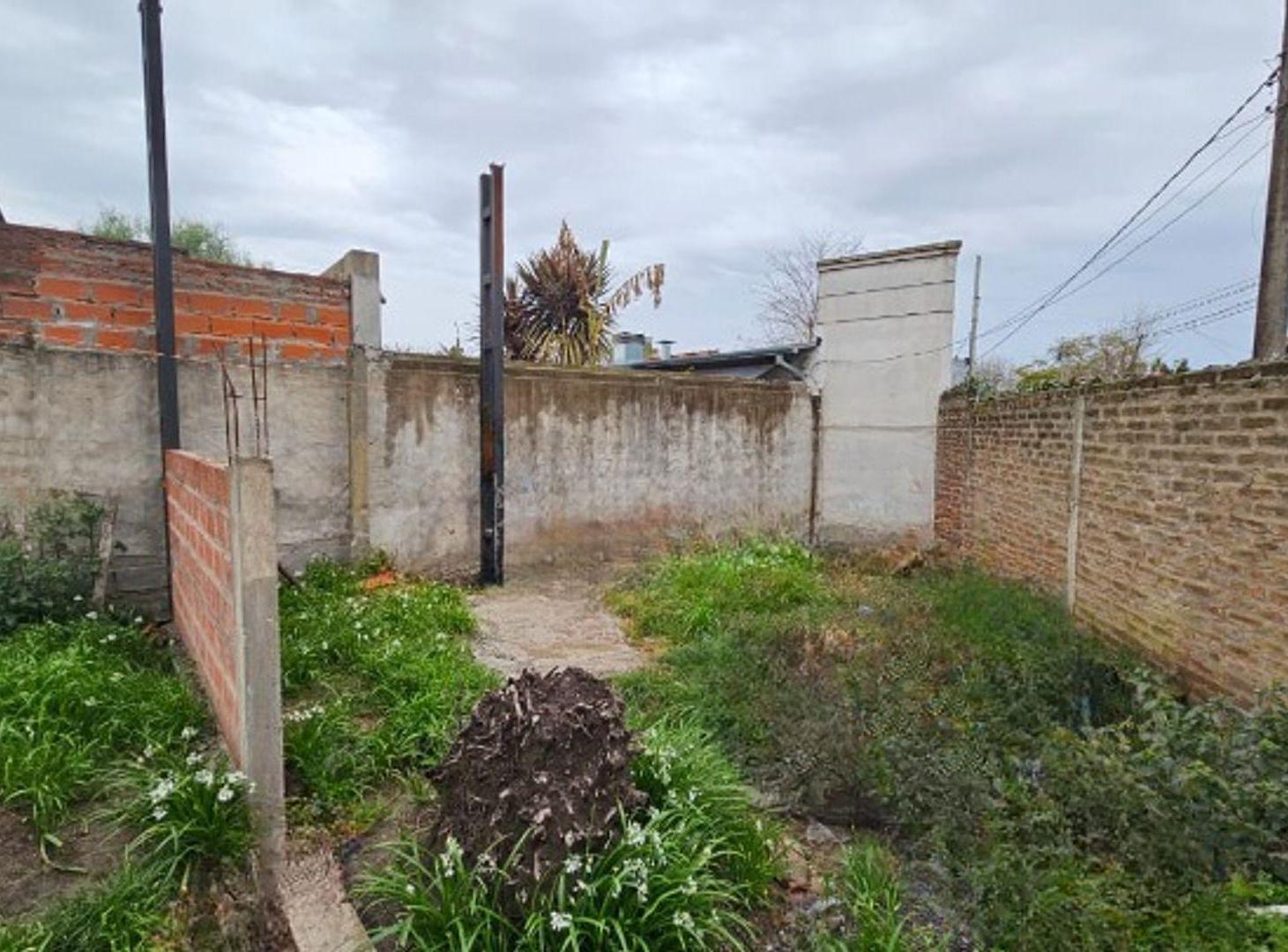 Foto de VENTA LOTE SALIDA A DOS CALLES - ZONA JOSE MARMOL, imagen 5