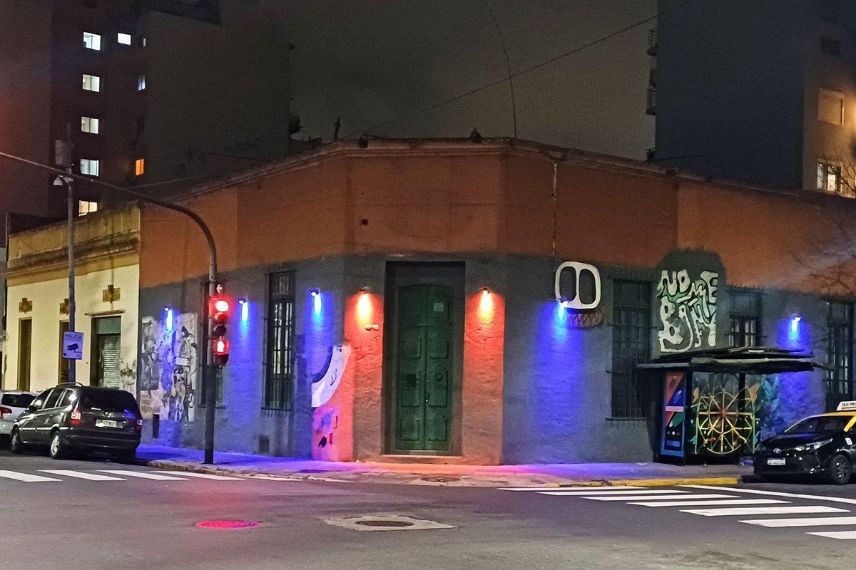 Foto de VENTA LOCAL EN ESQUINA con IMPORTANTE RENTA, imagen 3