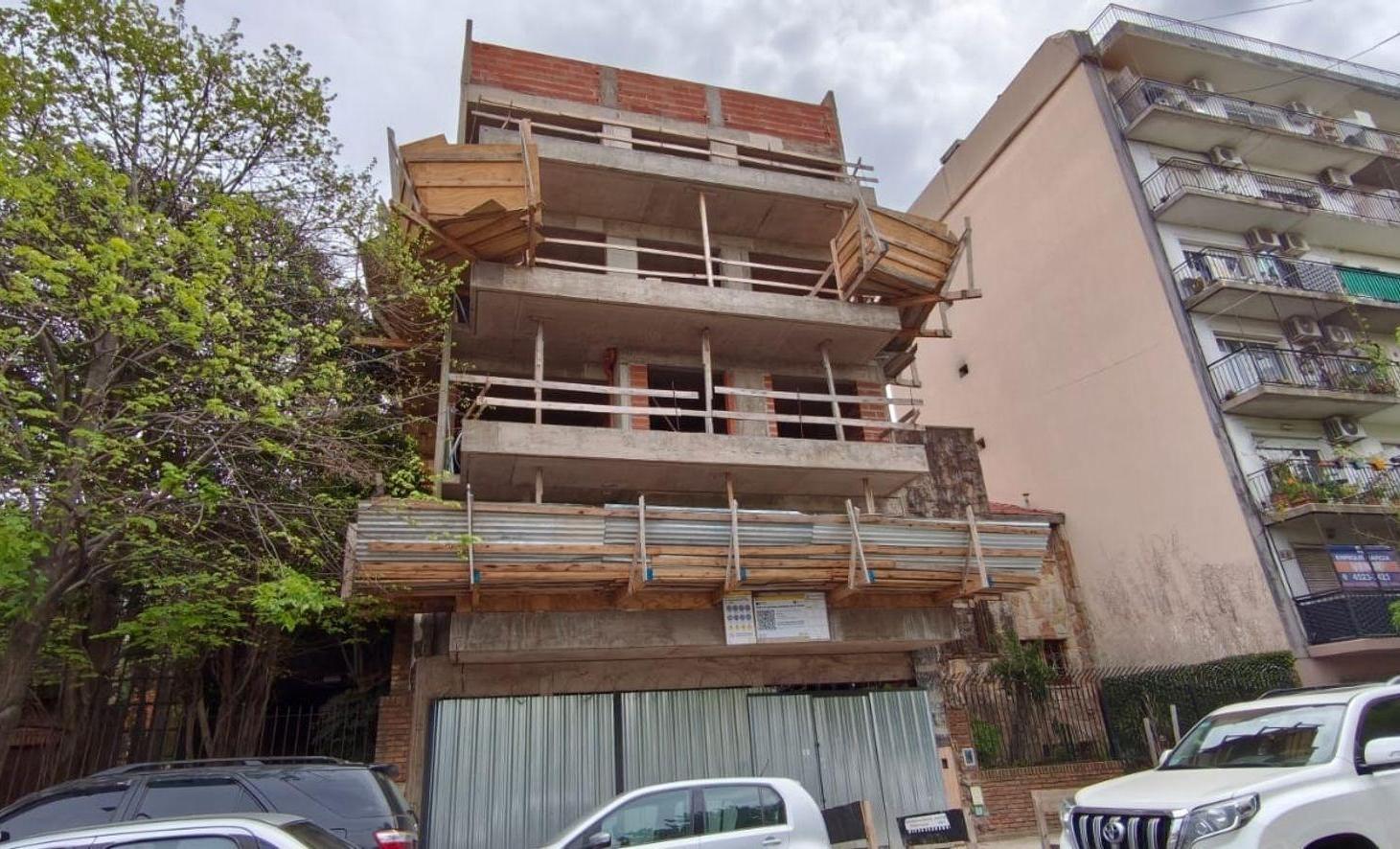 Foto de DEPTO DUPLEX PB 4 AMB C PATIO , AMENITIES COCHERA, imagen 2