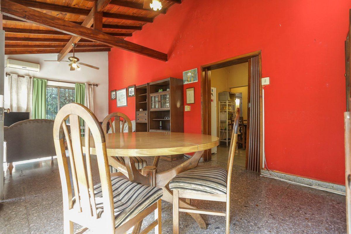 Foto de VENTA - Casa 5 Amb Cochera y Jardin - LA HORQUETA, imagen 4