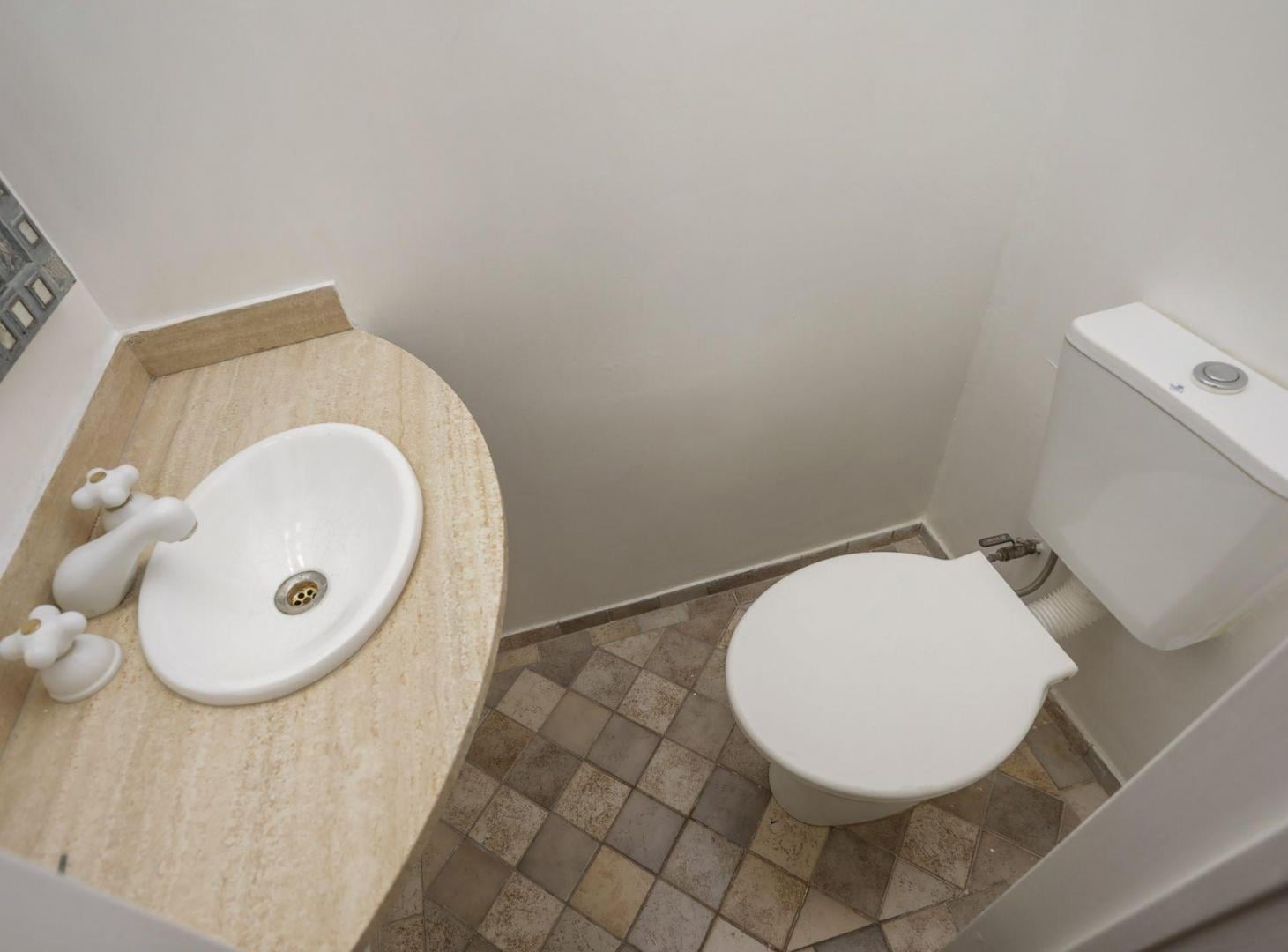 Foto de Venta departamento 4 ambientes/pileta propia., imagen 5