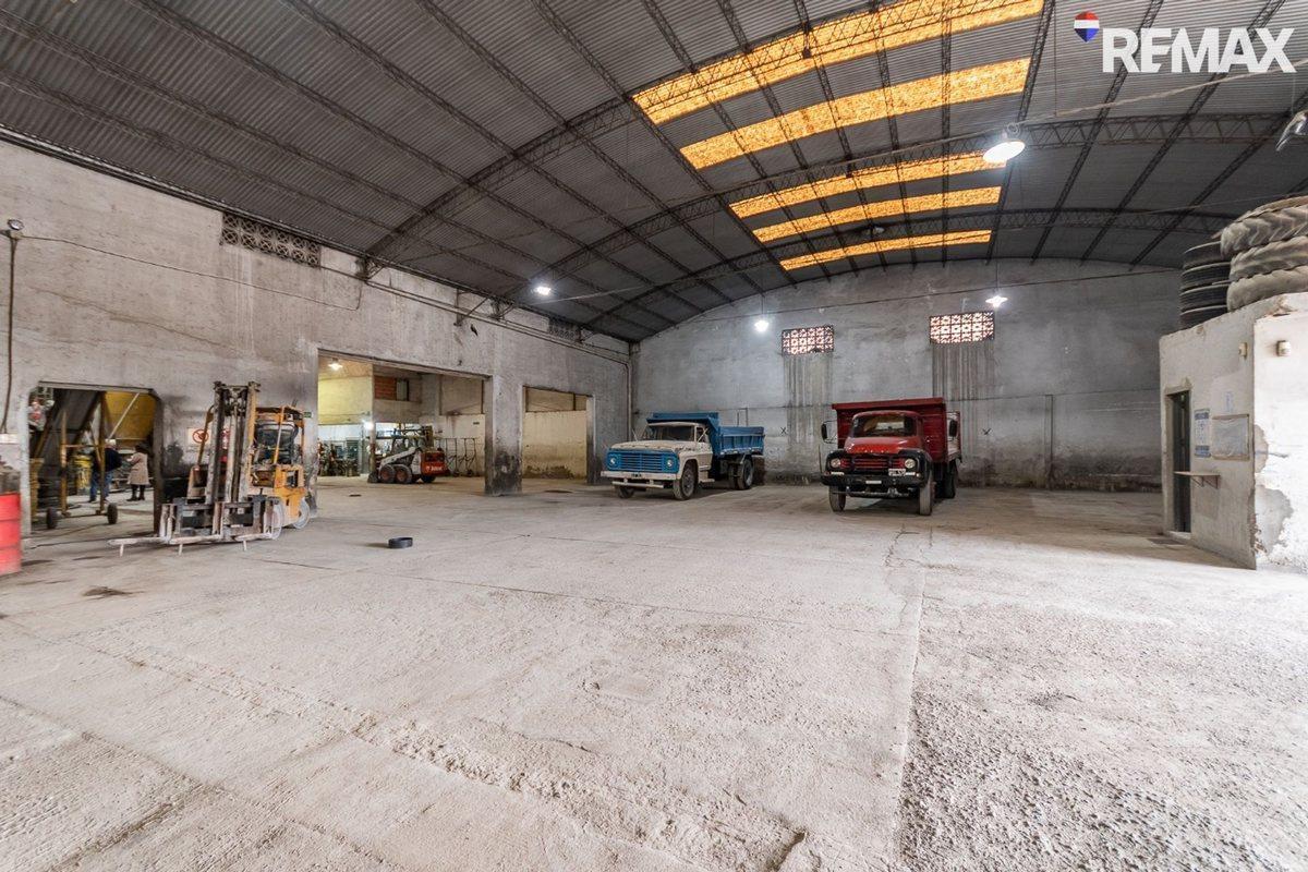 Foto de VENTA GALPÓN EN BERAZATEGUI DE 2536 M2 TOTALES, imagen 1