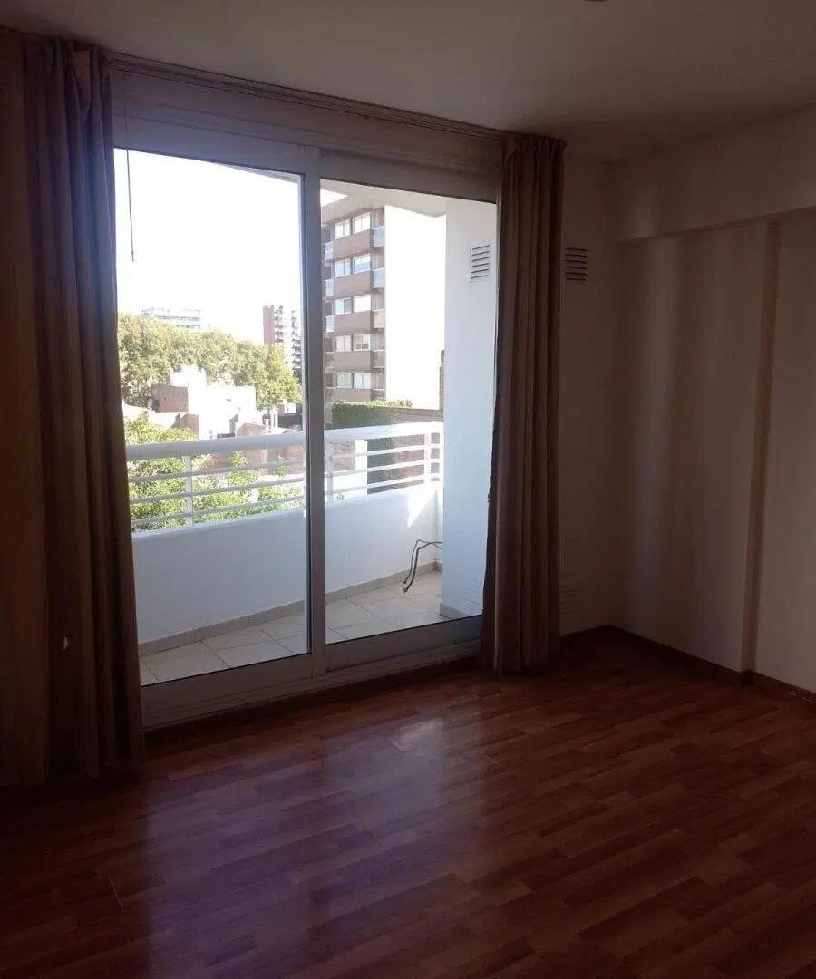 ALQUILO DEPARTAMENTO 1 DORM CON COCHERA 4