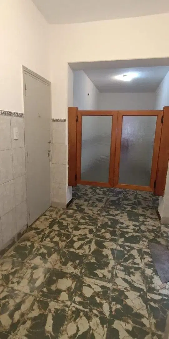 ALQUILO DEPARTAMENTO CON PATIO EN PLANTA BAJA 8