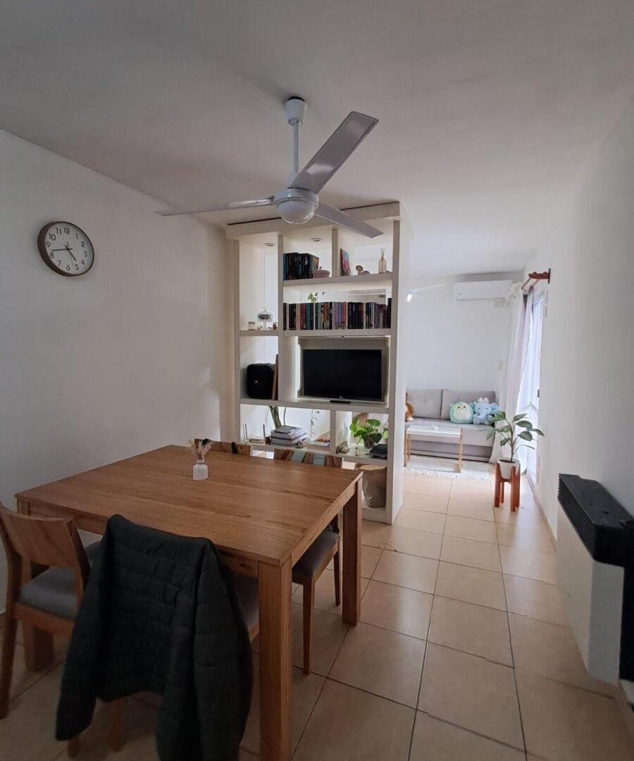 Foto de VENDO 1RO ESCALERA CON COCHERA, imagen 3