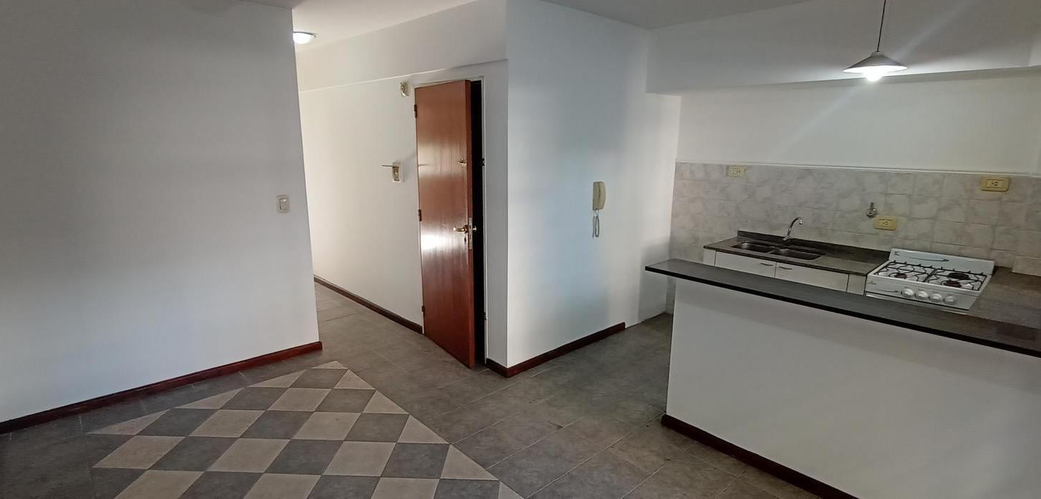 Foto de Alquiler semipiso 1 dormitorio - Balcarce 67 bis Rosario, imagen 4