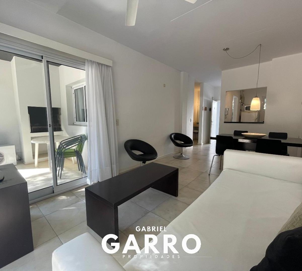Departamento en Venta de 2 Ambientes a Una Cuadra del Mar 1