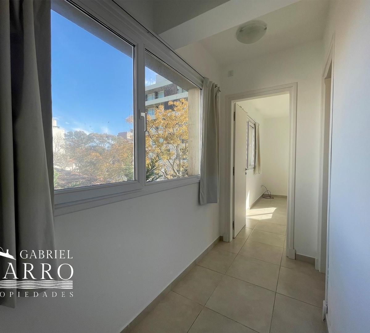 Departamento en venta - 2 ambientes con cochera