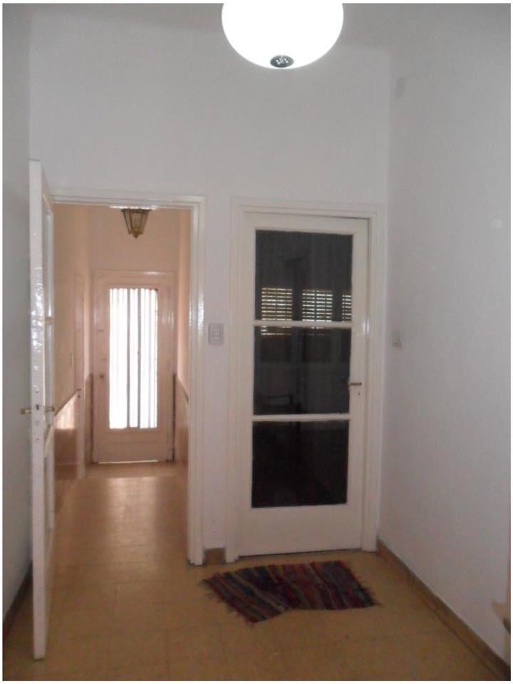Casa Lote Propio de 5 Amb con Amplia Terraza, Cochera y Subsuelo 1