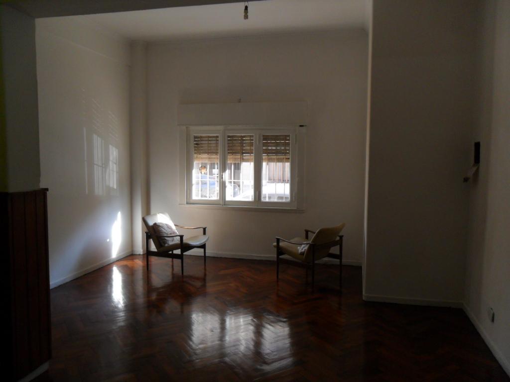 Casa Lote Propio de 5 Amb con Amplia Terraza, Cochera y Subsuelo 2