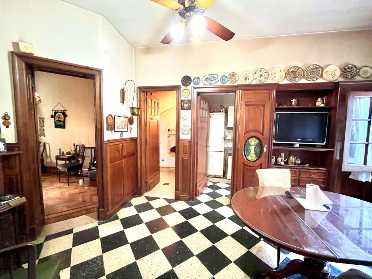 "Barrio Ingles" 2 PH con Entradas Independientes en Block con Patio y Terraza 3