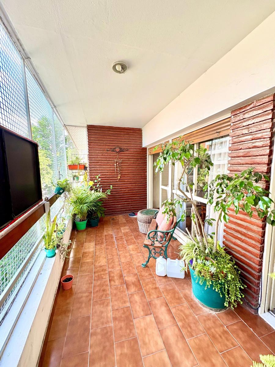 Semipiso de 3 Ambientes con Dependencia, Amplio Balcón y Cochera 5