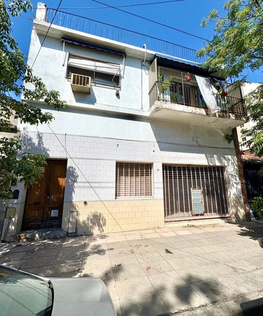 Local con Vivienda a Reciclar en Planta Baja y Sin Expensas
