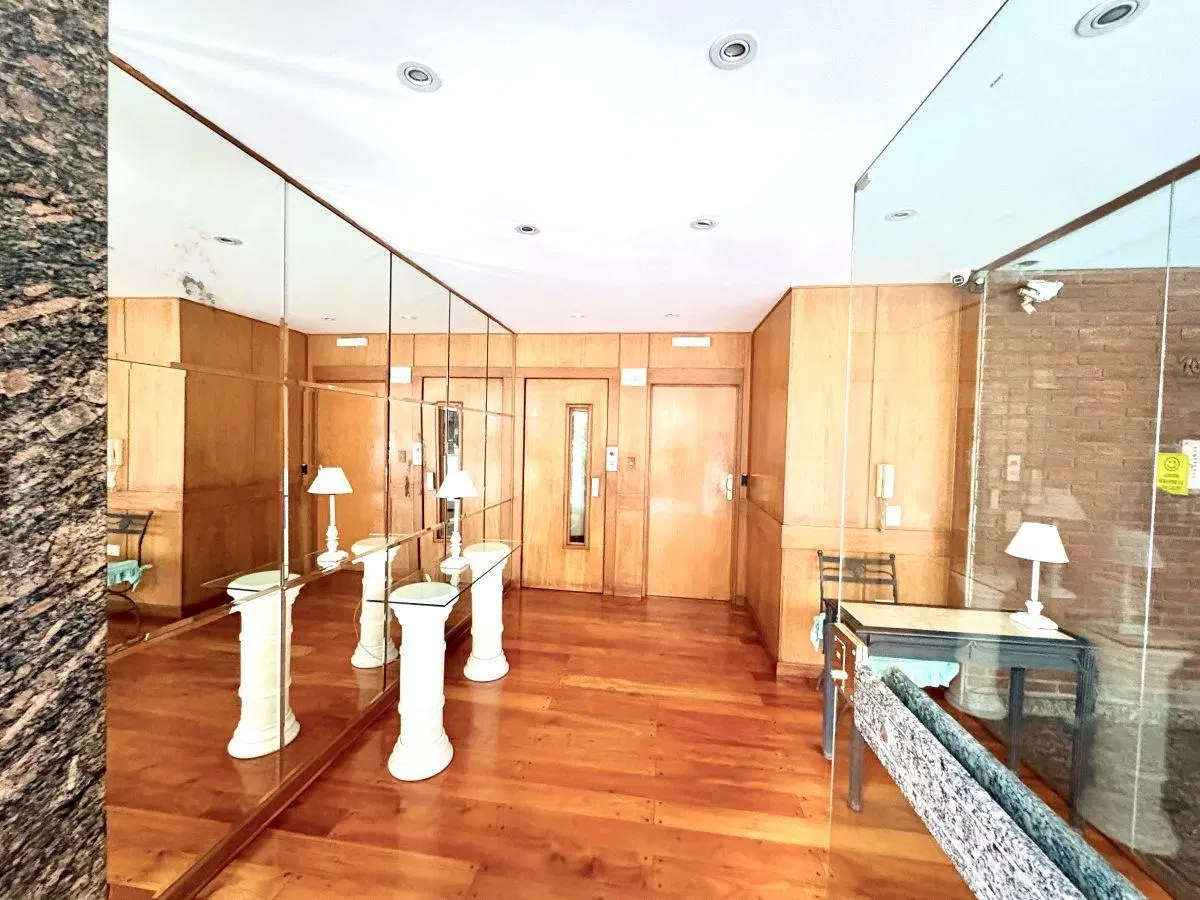 Piso de 4 Ambientes con gran patio y quincho con parrilla 5