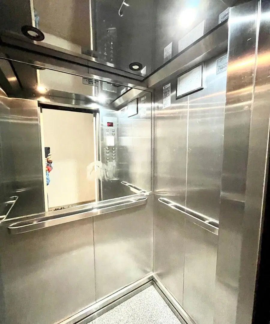 6 despachos más recepción con 2 baños 5
