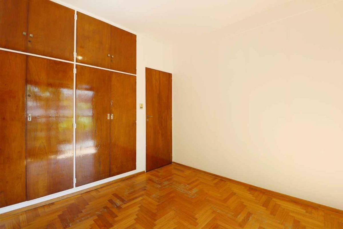 Venta Departamento 4 Amb. Muy Luminoso Paternal 2