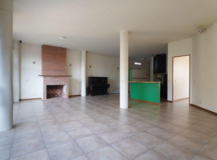 Excelente PH en Venta con jardín, parrilla y pilet 1