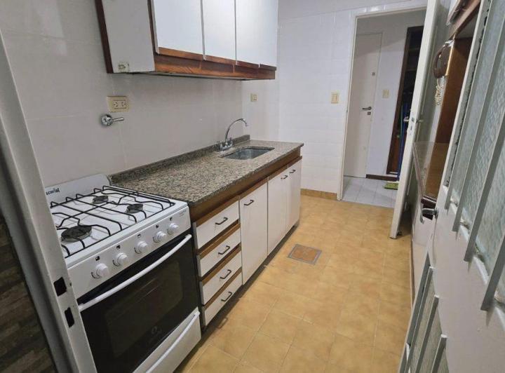 Alquiler departamento 2 ambientes  PB Belgrano 1