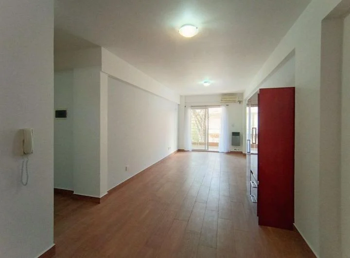 ALQUILER MONOAMBIENTE BALCÓN AL FRENTE - PQUE CHAS 3